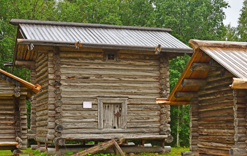 Амбар зерновой (Малые Корелы)