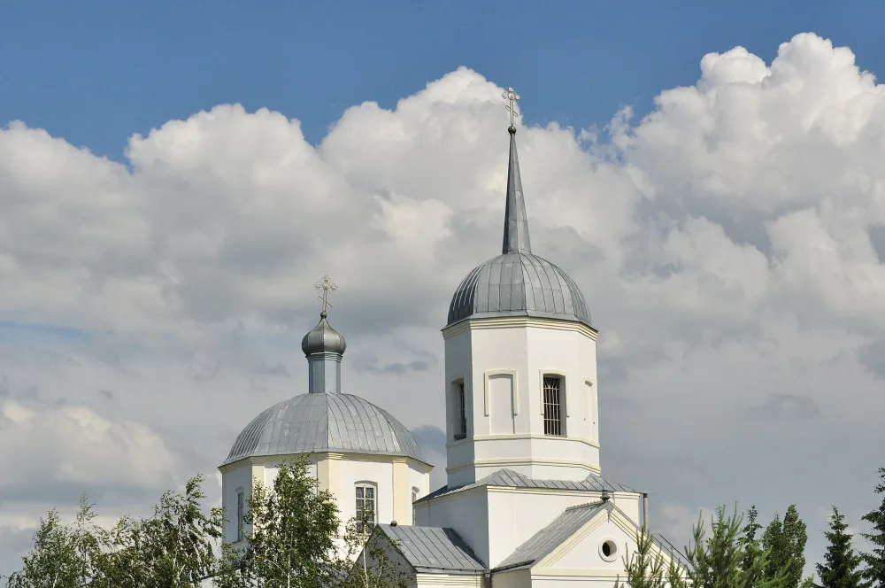 Никольский храм (Васильевка)