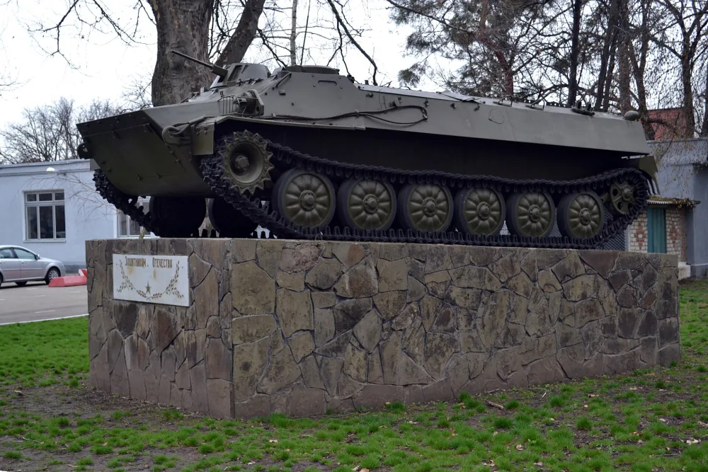 Памятник защитникам Отечества в КубГАУ