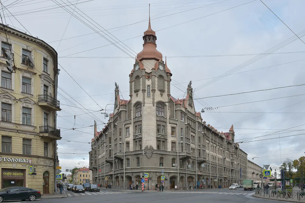 Дом городских учреждений, Санкт-Петербург