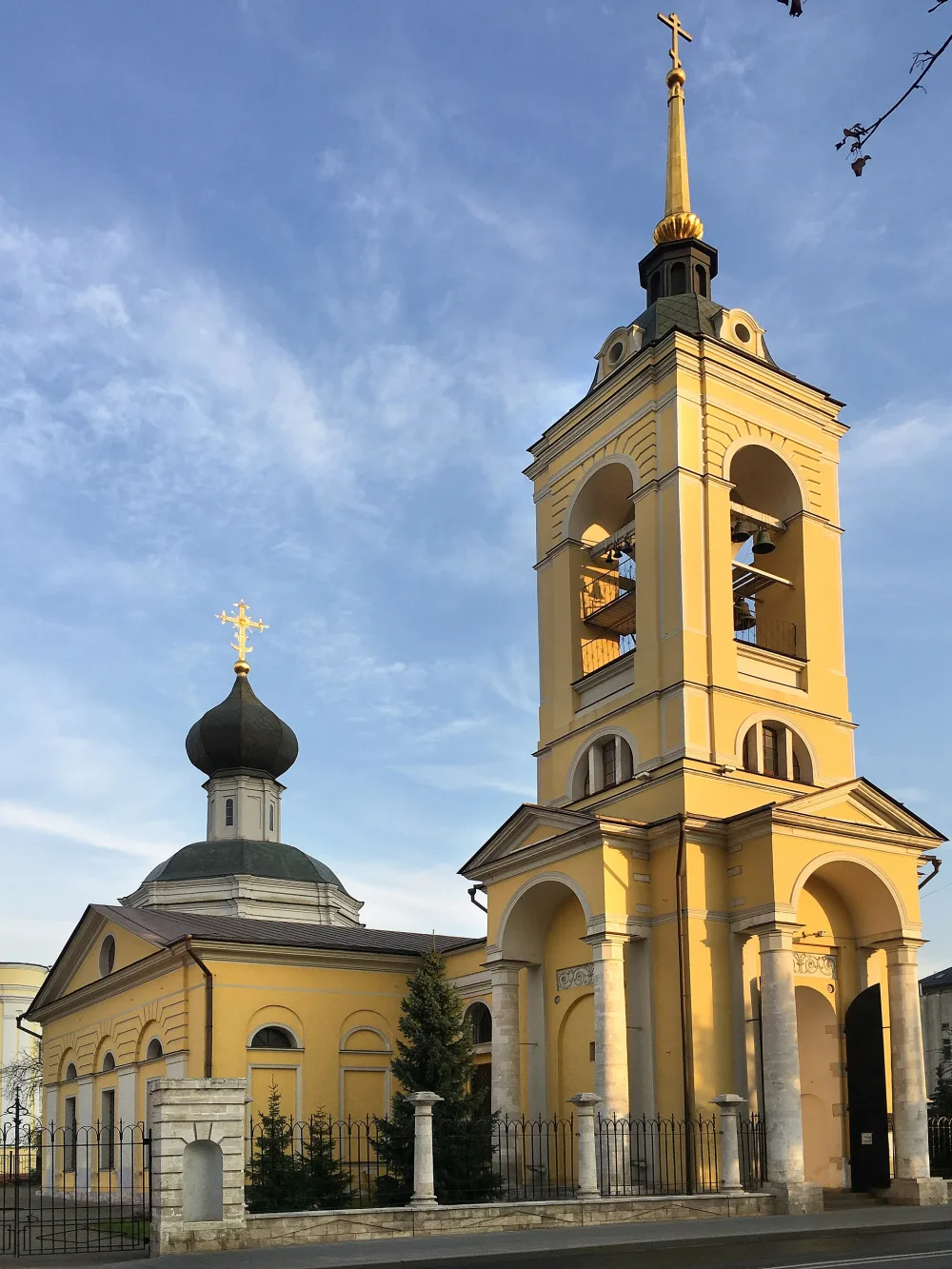 Церковь Успения в Казачьей слободе с колокольней (Якиманка)