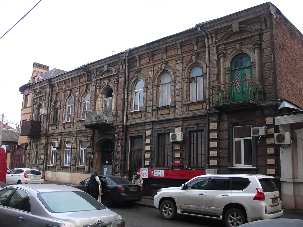 жилой дом на Серафимовича, 14