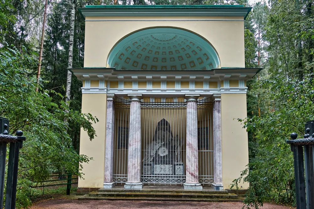 «Памятник любезным родителям» (Павловск)