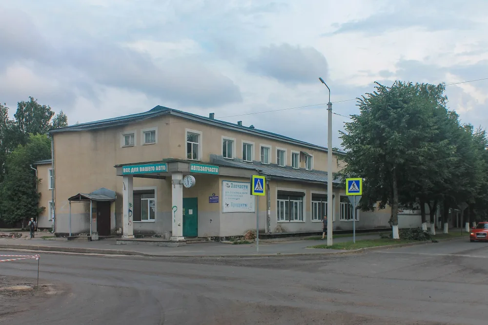 Главное здание (Лодейное Поле)