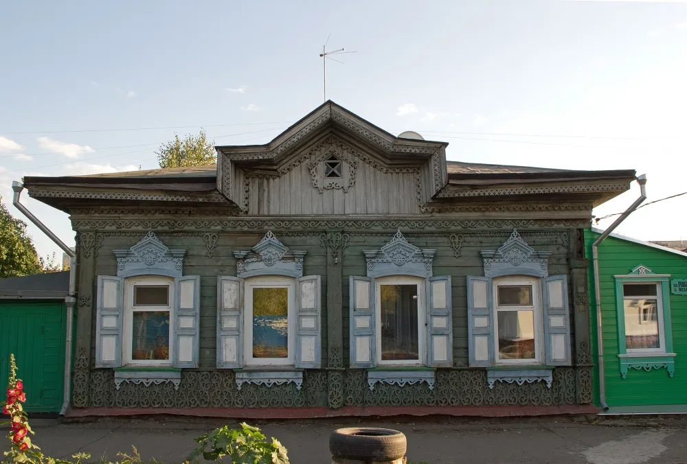 Жилой дом (Омск)