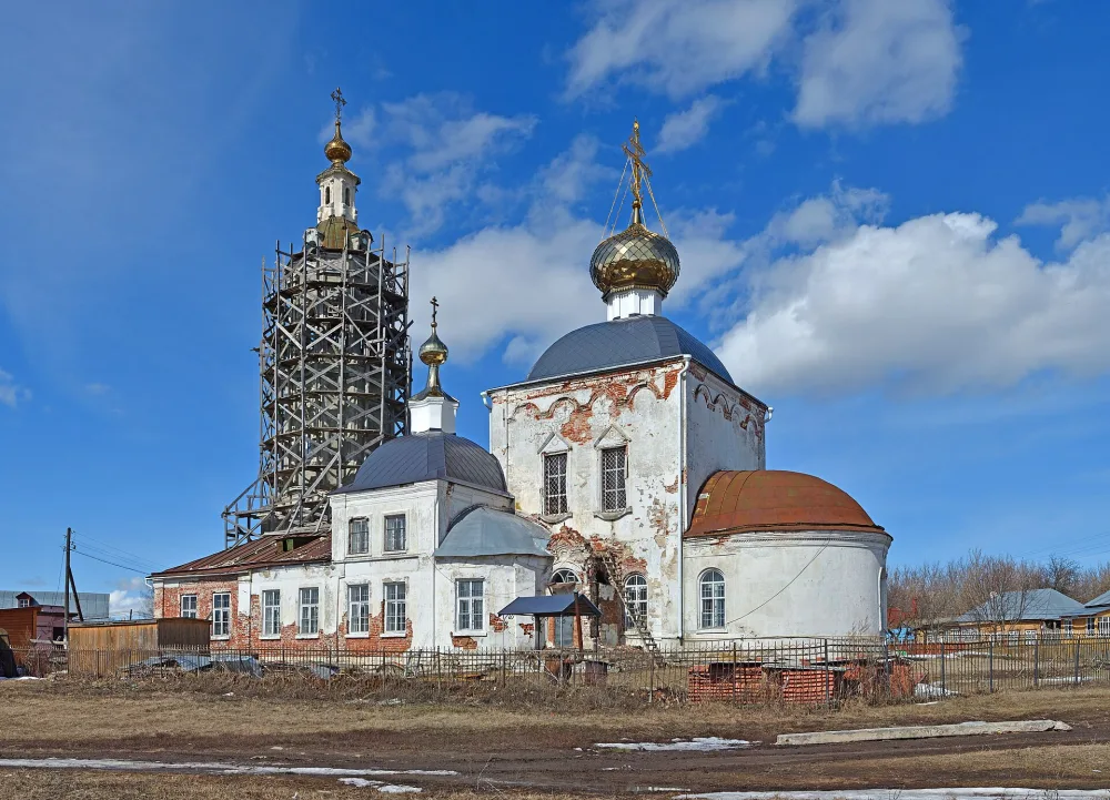 Церковь Преображения с интерьером (Столпцы)