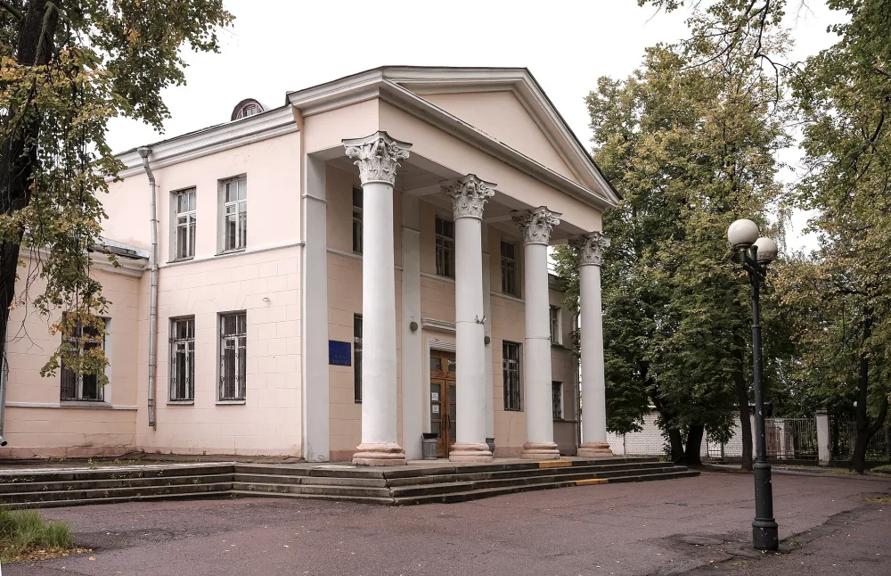 Москва, Западная улица, 1