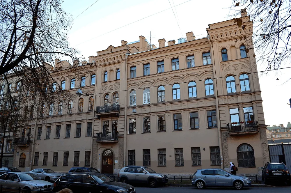 Доходный дом Т. А. Соловьева, где жил И. И. Шишкин