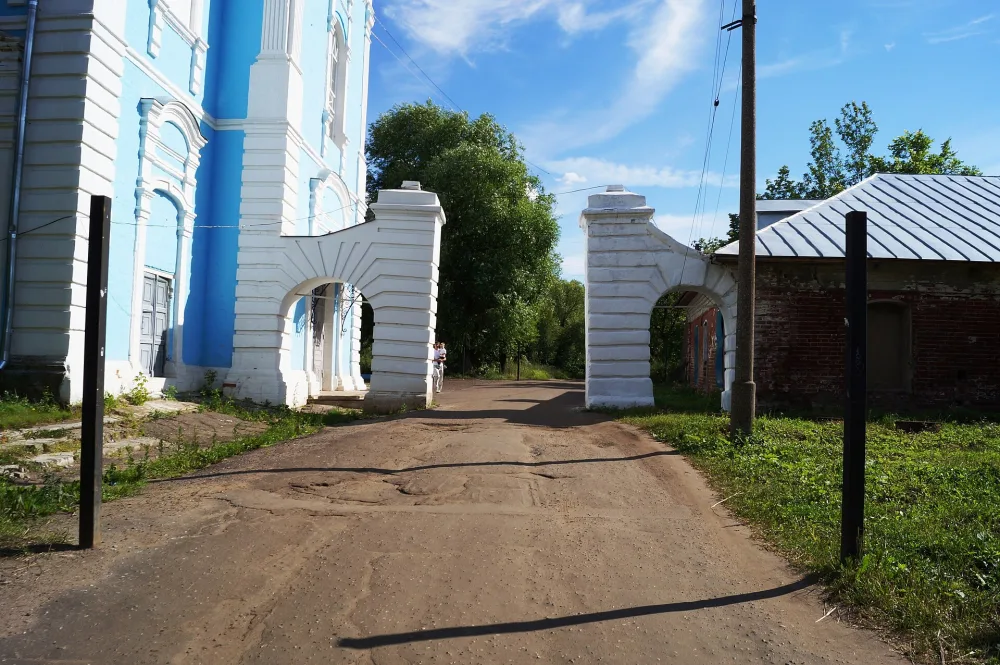 Западные въездные (парадные) ворота (Ярославль)