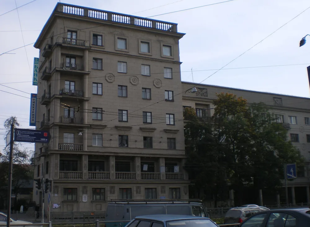 Дом специалистов (Лесной проспект, Санкт-Петербург)