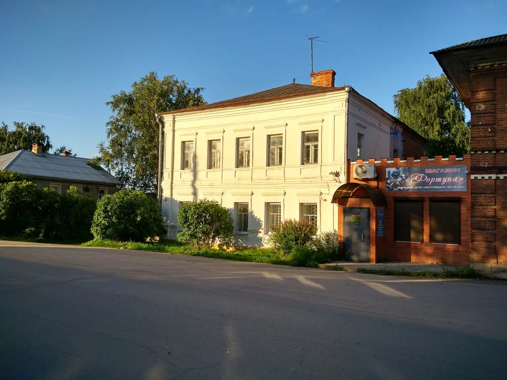 Общественное здание