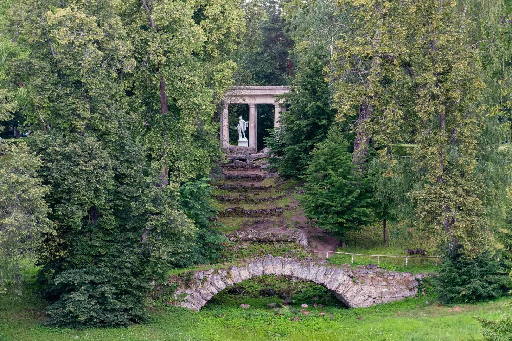 Каскад с мостом (Павловск)