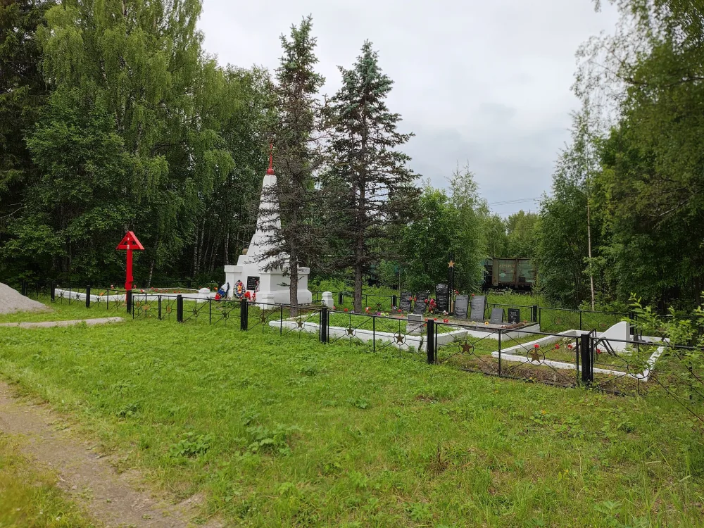 Братские могилы воинов, погибших в годы Великой Отечественной и Гражданской войн (Масельгская)