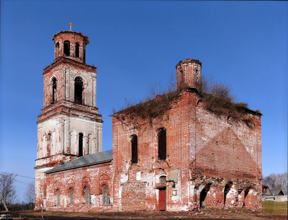 Церковь во имя Смоленской иконы Божией Матери (Устье)