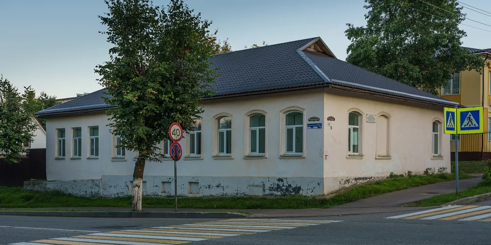 Комсомольский проспект 11