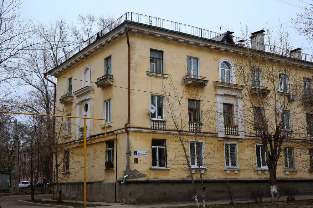 Жилой дом по улице Никонова 7/Крылова 3