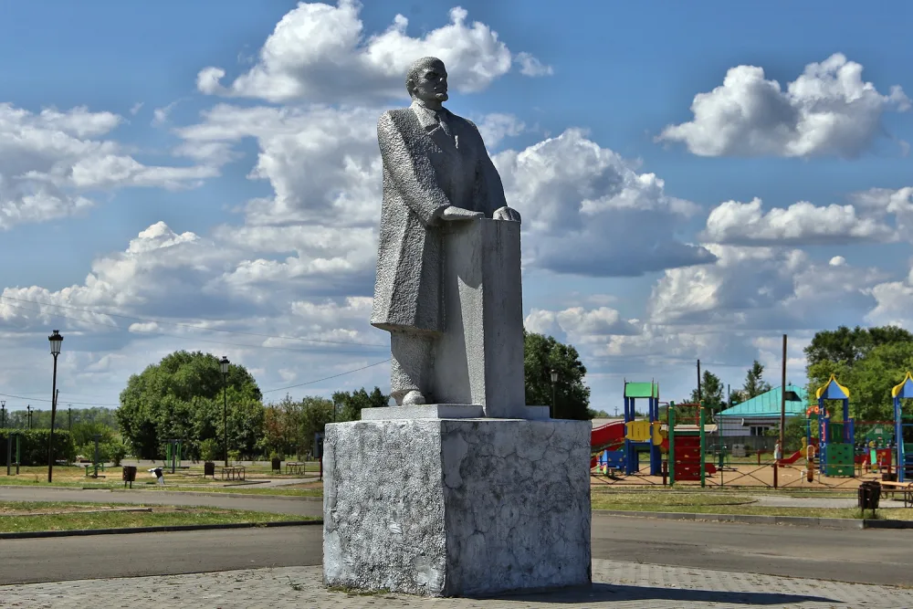 Памятник В.И. Ленину (Полтавка)
