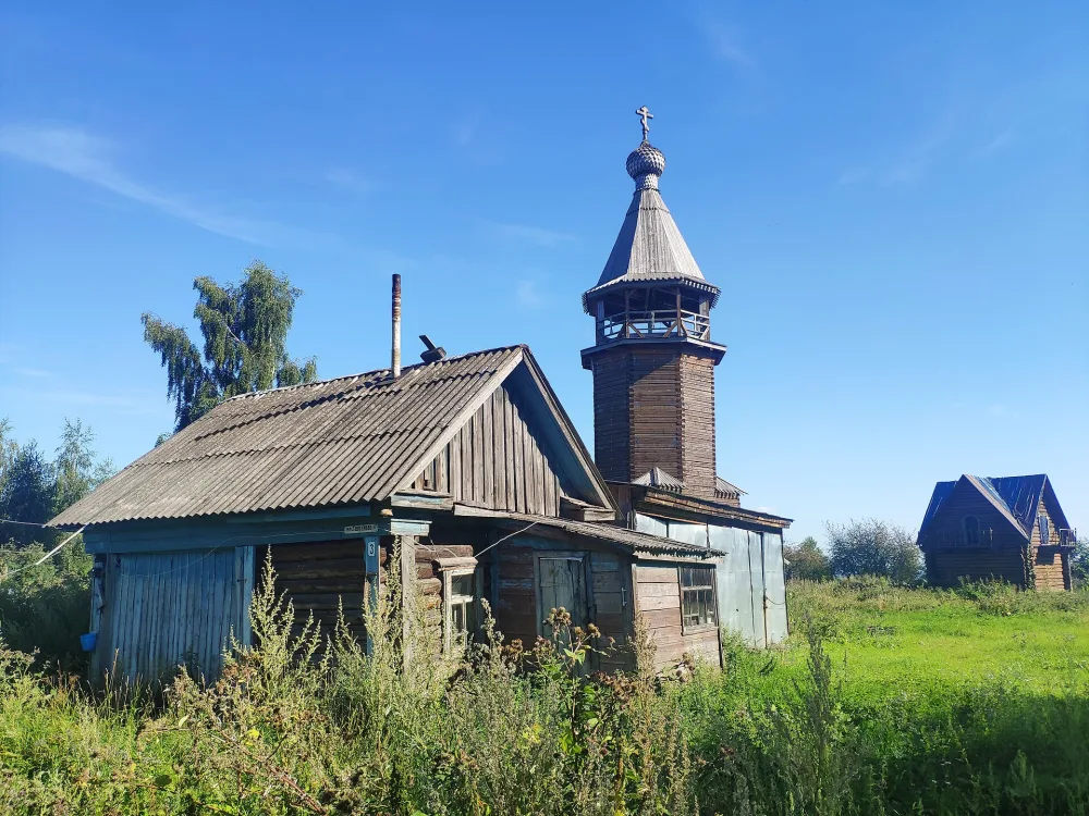 Церковь Рождества Пресвятой Богородицы (деревянная) с колокольней (Юрьевец)