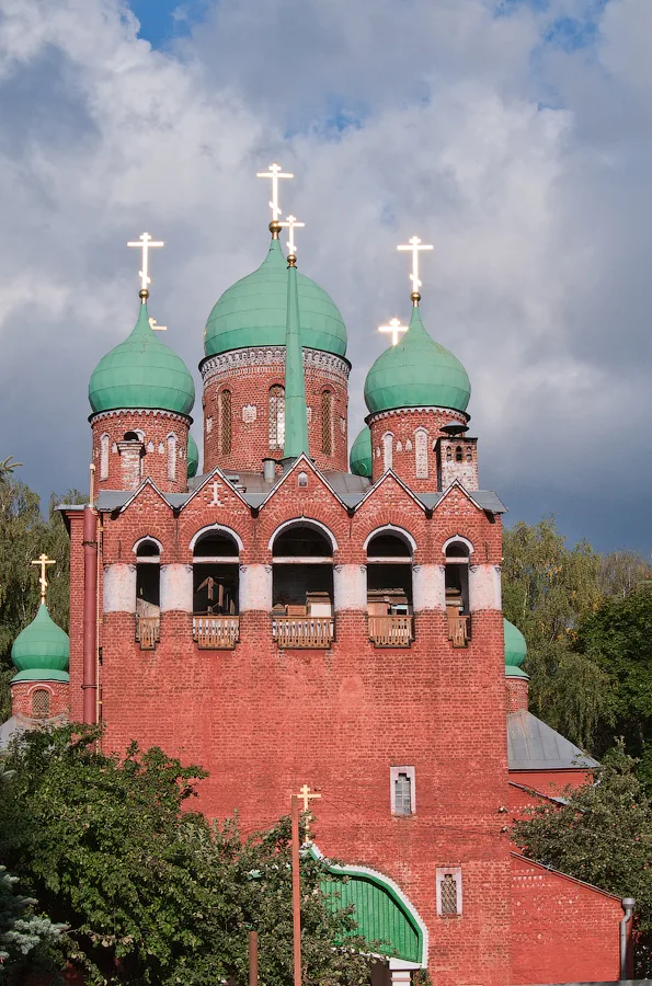 Церковь Успения Божьей Матери на Бугровском кладбище