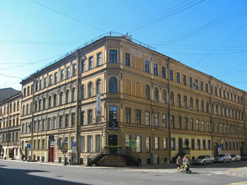 Доходный дом Шландера. Дом, где в 1863-1870 гг. жил физиолог И.М. Сеченов