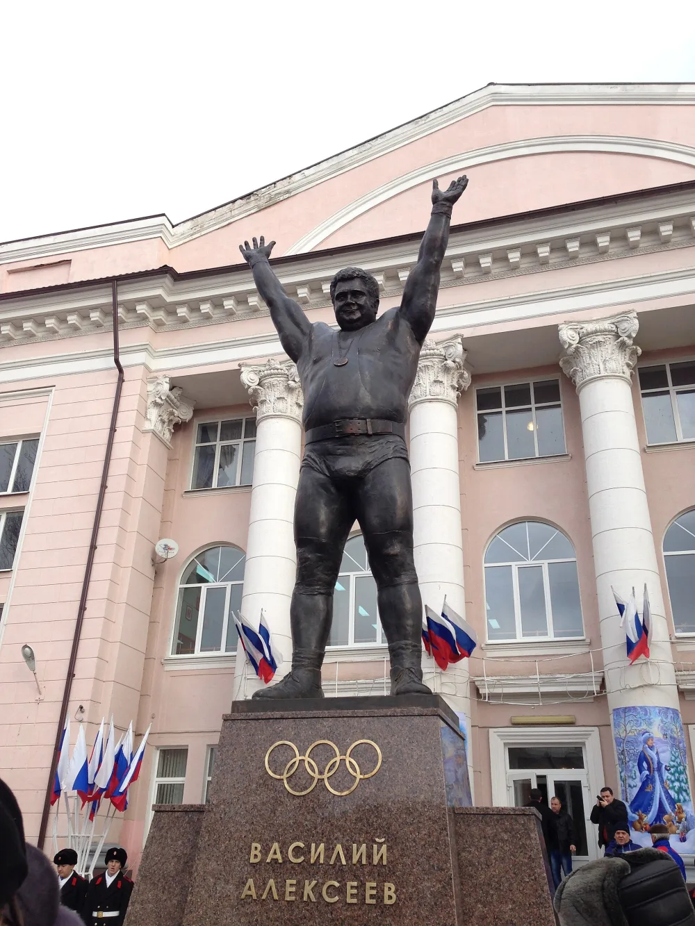 Памятник Василию Алексееву