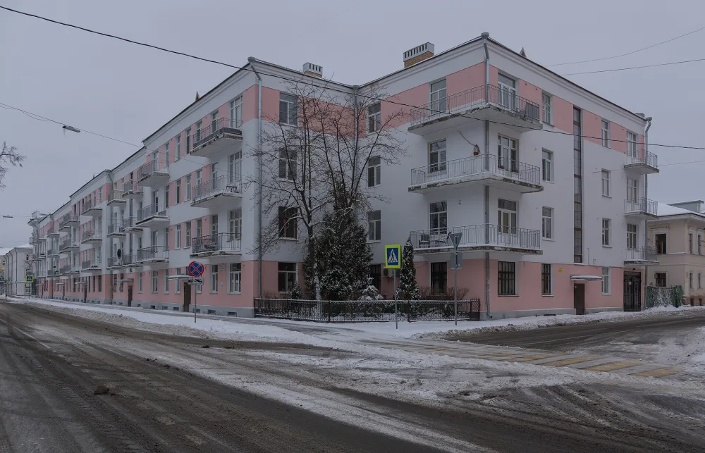 "Дом специалистов" - первый кооперативный жилой многоквартирный дом в Ярославле (Ярославль)
