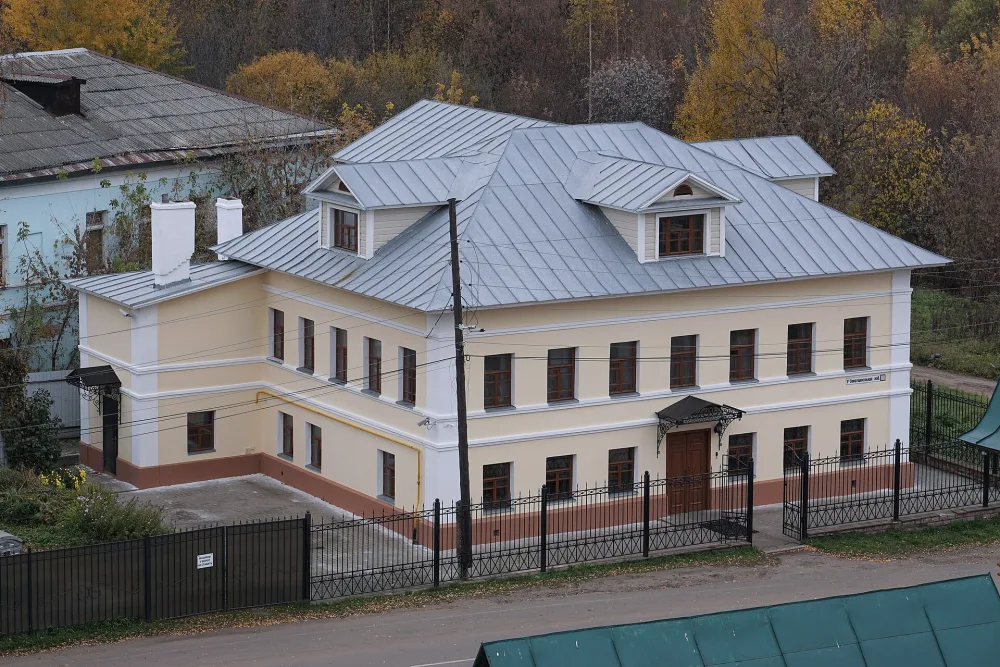Жилой дом церкви Иоанна Златоуста (Ярославль)