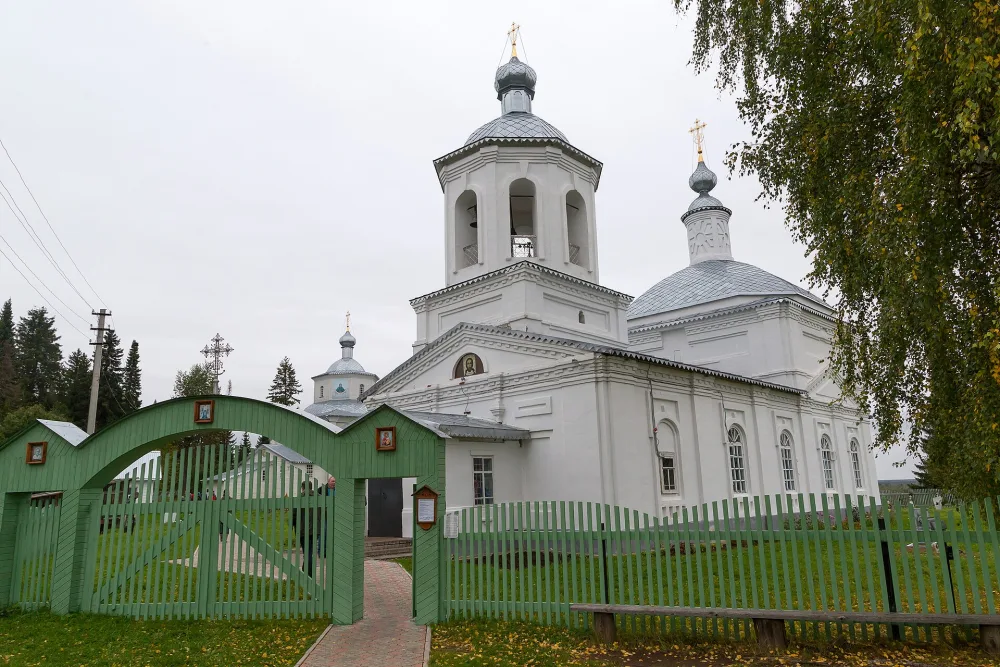 Ансамбль Богоявленских церквей (Туровец)