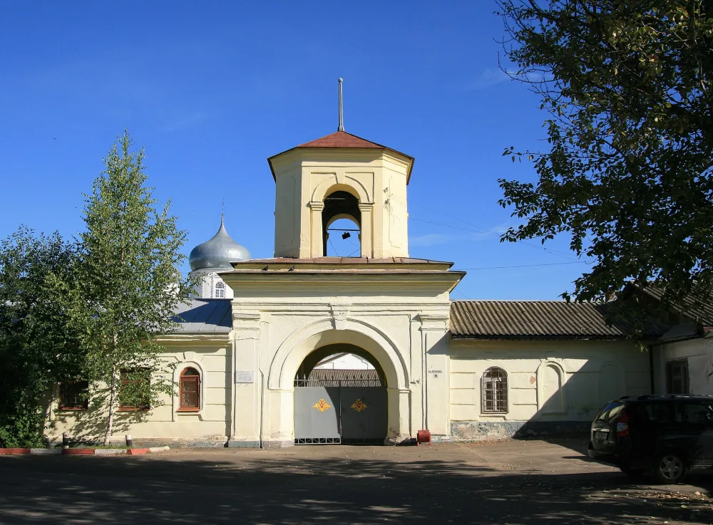 Колокольня надвратная (Великий Новгород)