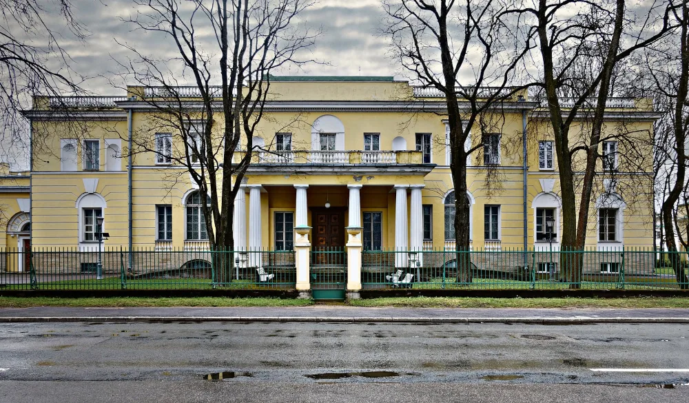 Особняк Кочубея (Пушкин)