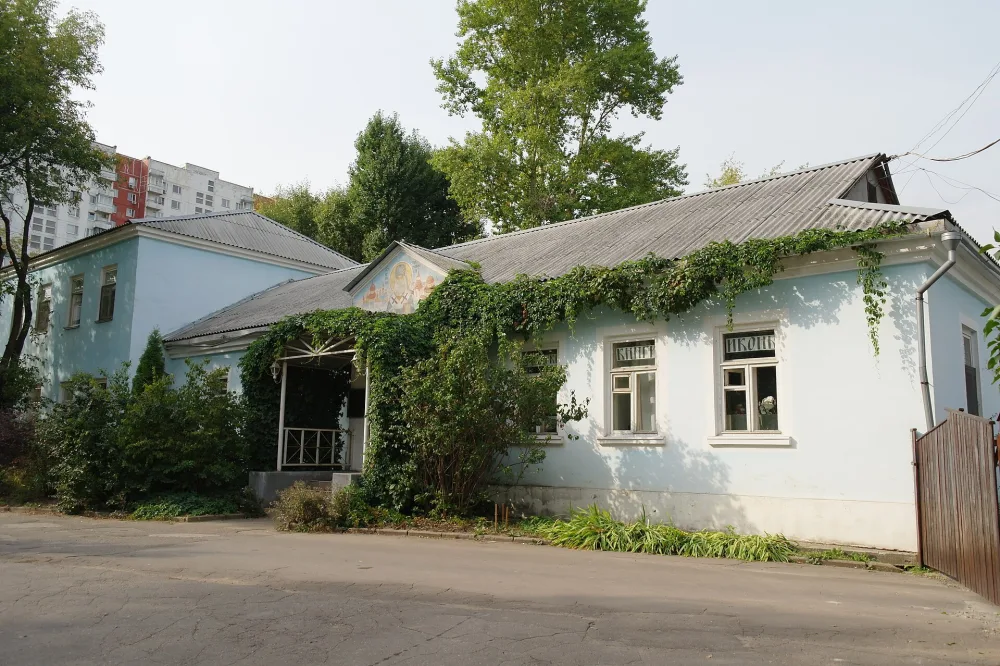 Дом причта (Мещанский)