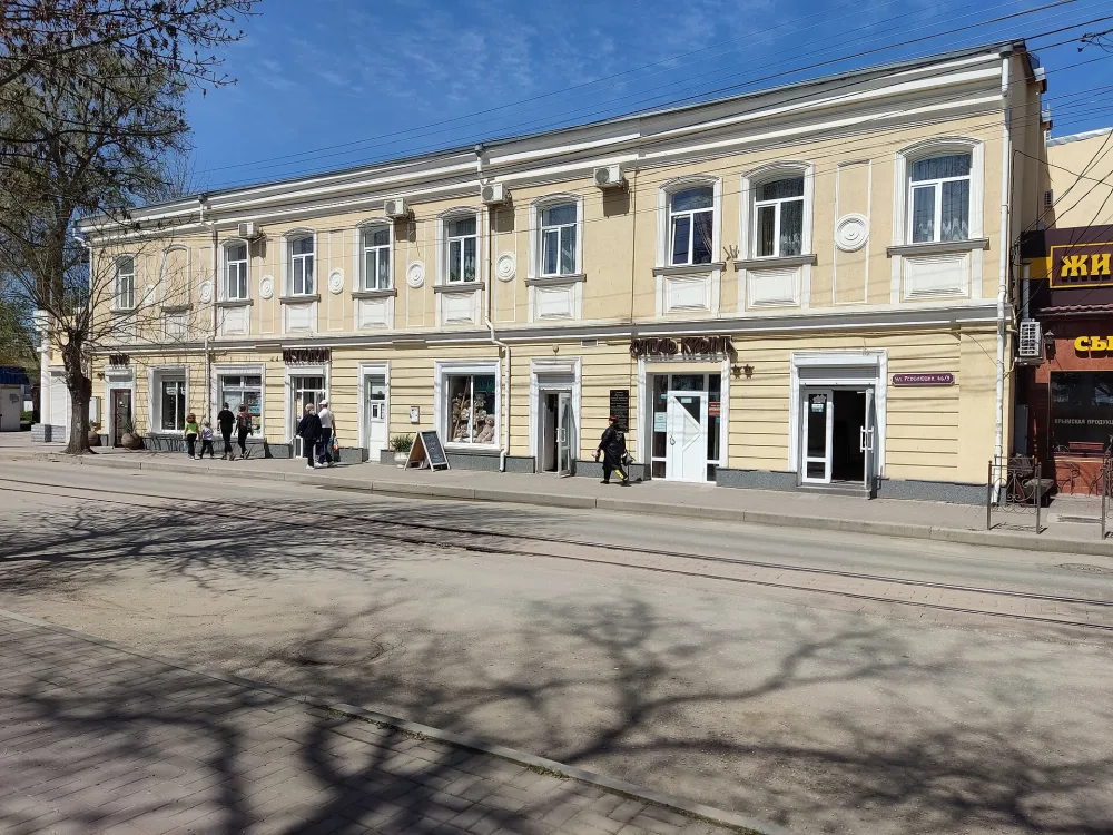 Revolution Street, 46 (Yevpatoria)