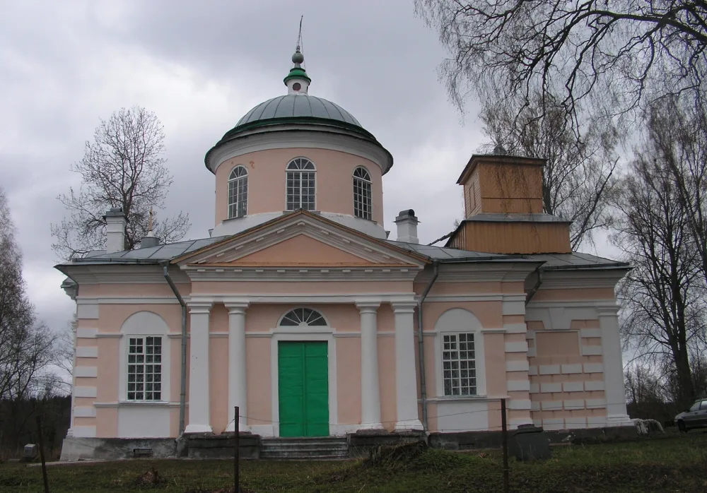 Церковь Святой Троицы (Перетно (бывш.))