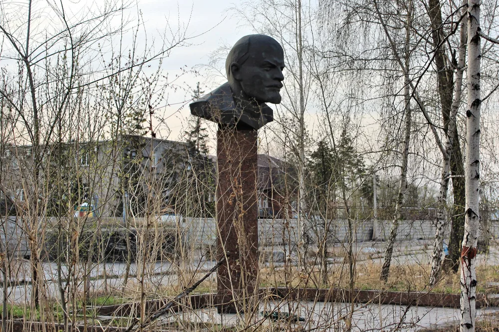 Бюст В.И. Ленина (Омск)