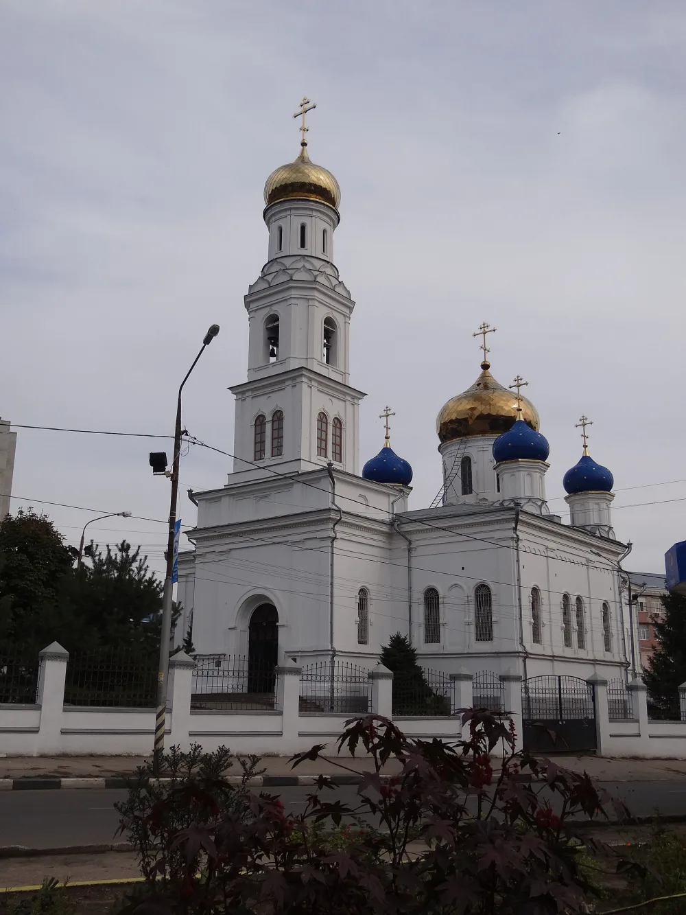 Духосошественская площадь