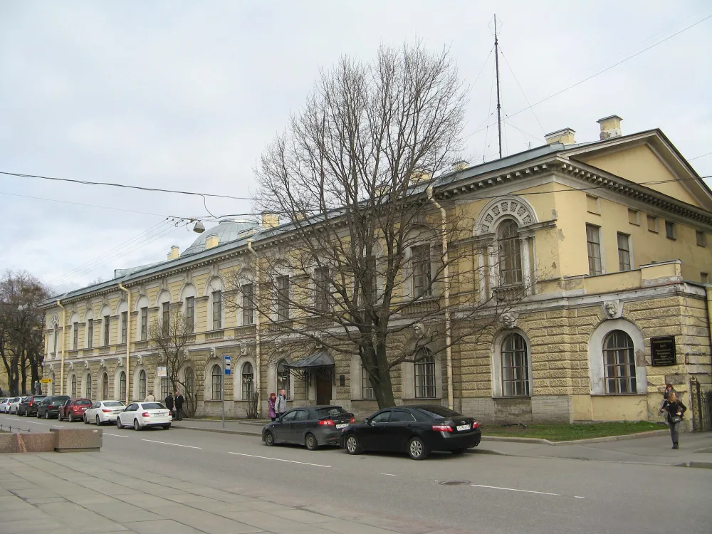 Музейный флигель Петербургской академии наук