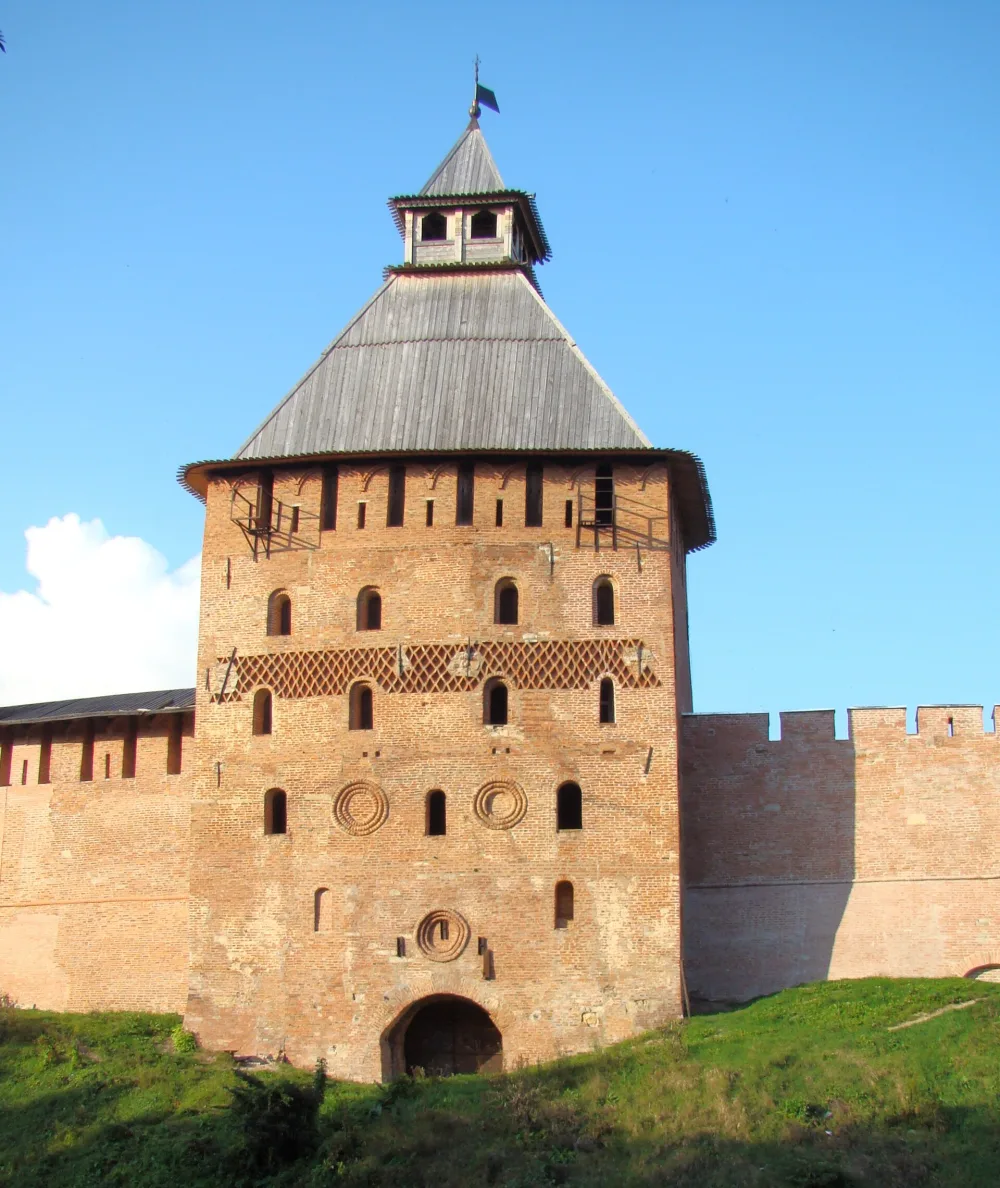 Спасская башня (Новгородский детинец)