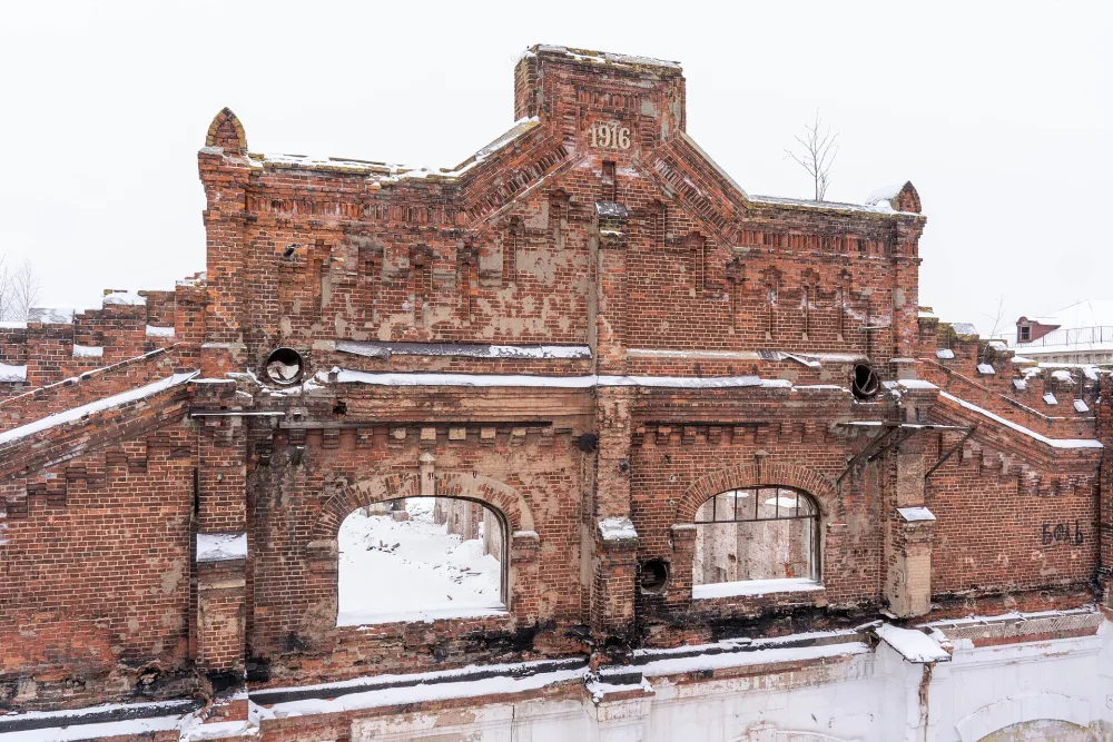 Великолукский локомотивовагоноремонтный завод