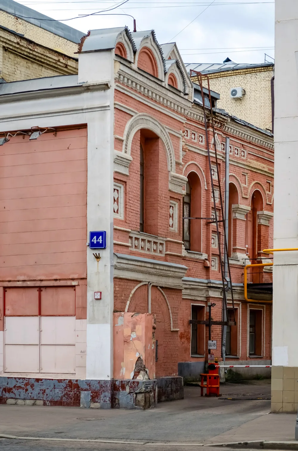 Церковь Николая Чудотворца при Александровском приюте