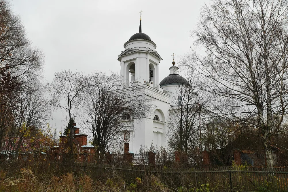 Ансамбль церкви Архангела Михаила (Михайловское)
