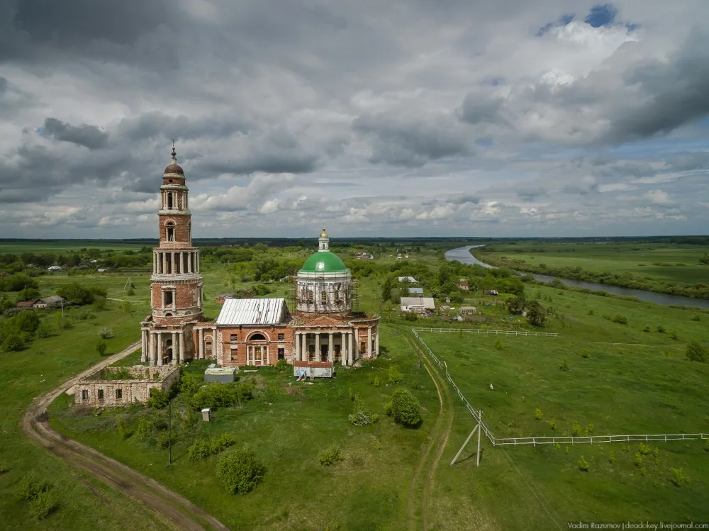 Церковь Рождества Пресвятой Богородицы, Перевлес