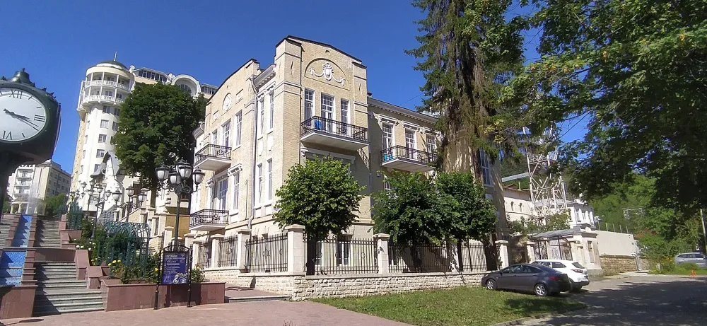 дача «Орлиное гнездо»