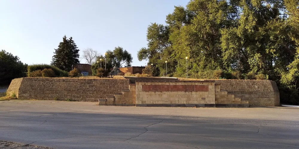 Пантеон Славы (село Крым)