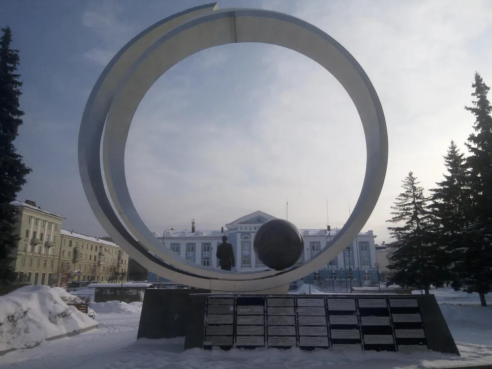 площадь Решетнёва