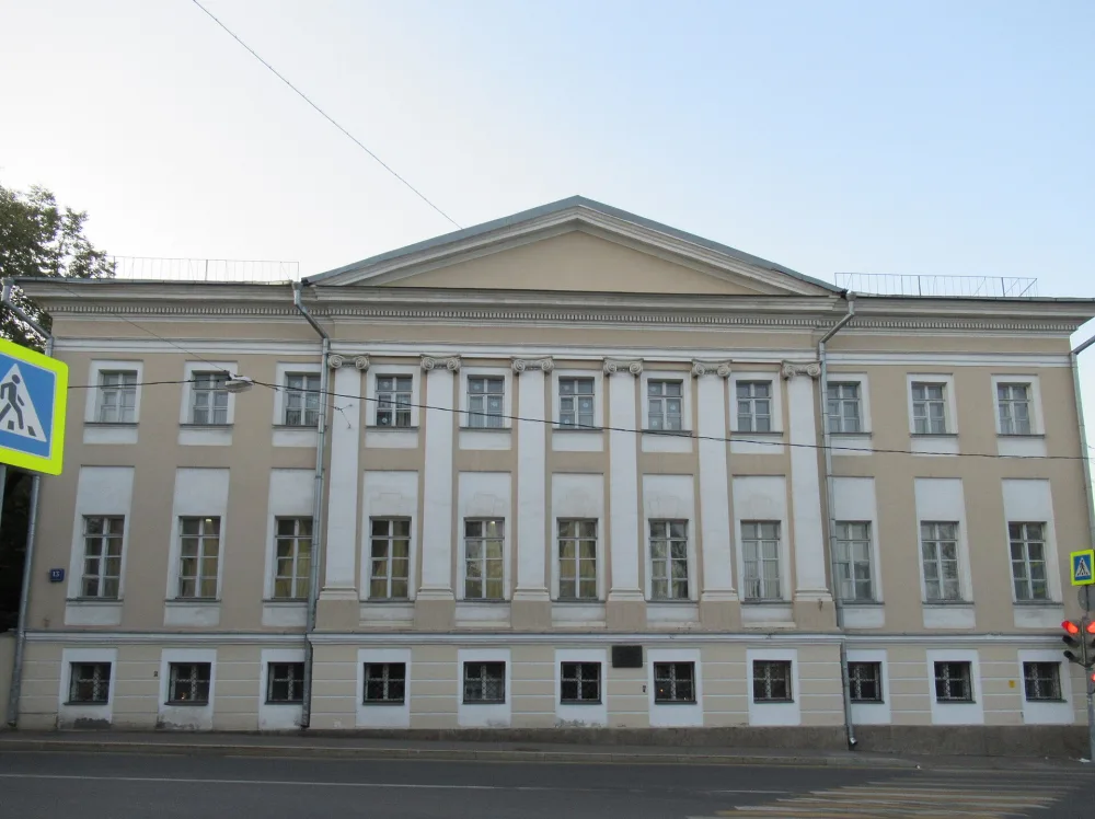 Старокирочный переулок 13 c1