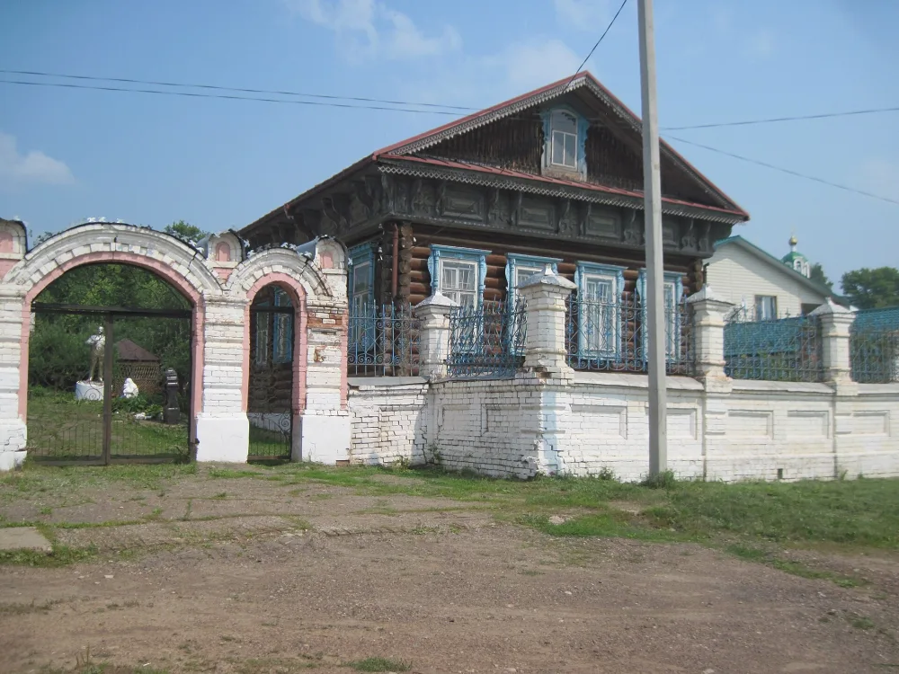 Деревянный дом (Каракулино)