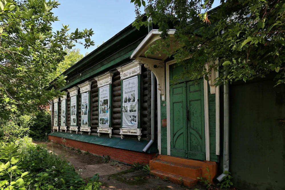 Жилой дом омских архиереев (Омск)