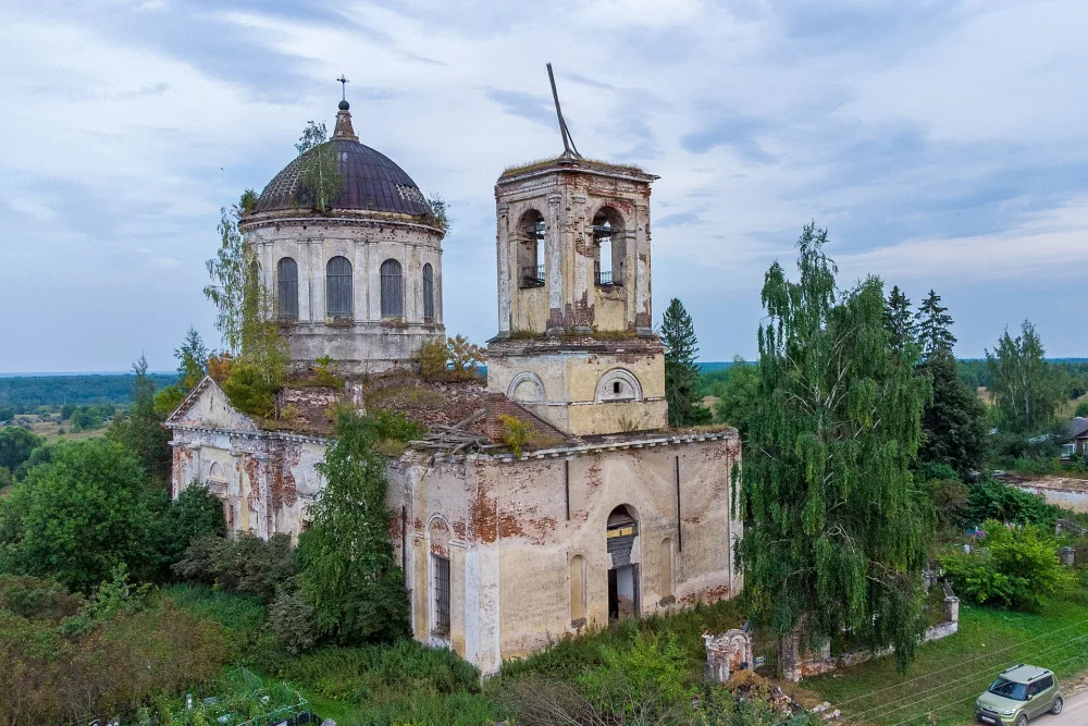 Церковь Успенская (Дмитровское)