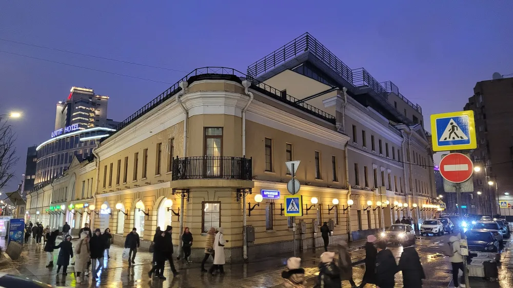 Смоленская площадь 6