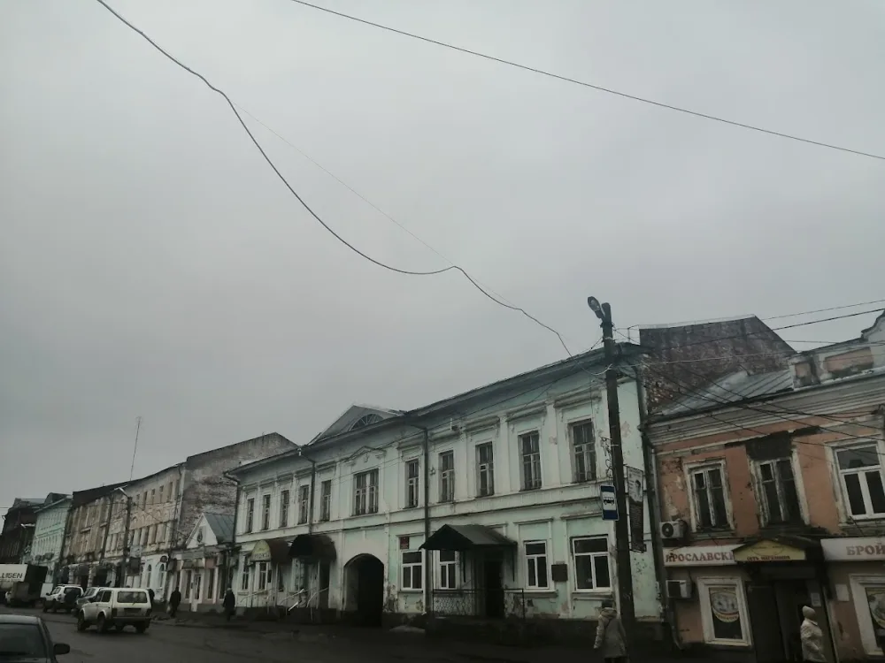 Дом жилой с магазином (Кашин)